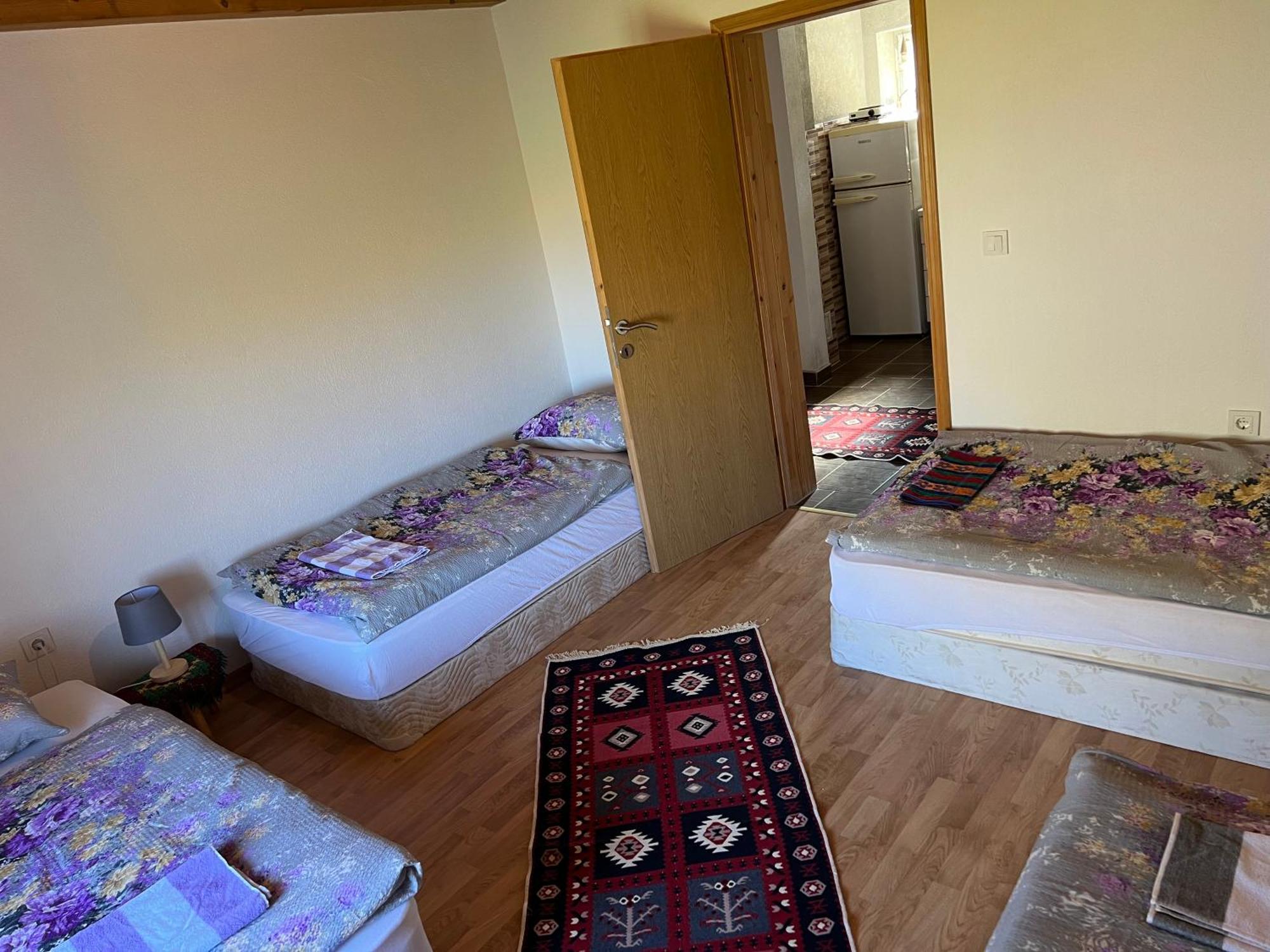 Kod Kapetana Tea Bed and Breakfast Gornji Lukomir Εξωτερικό φωτογραφία