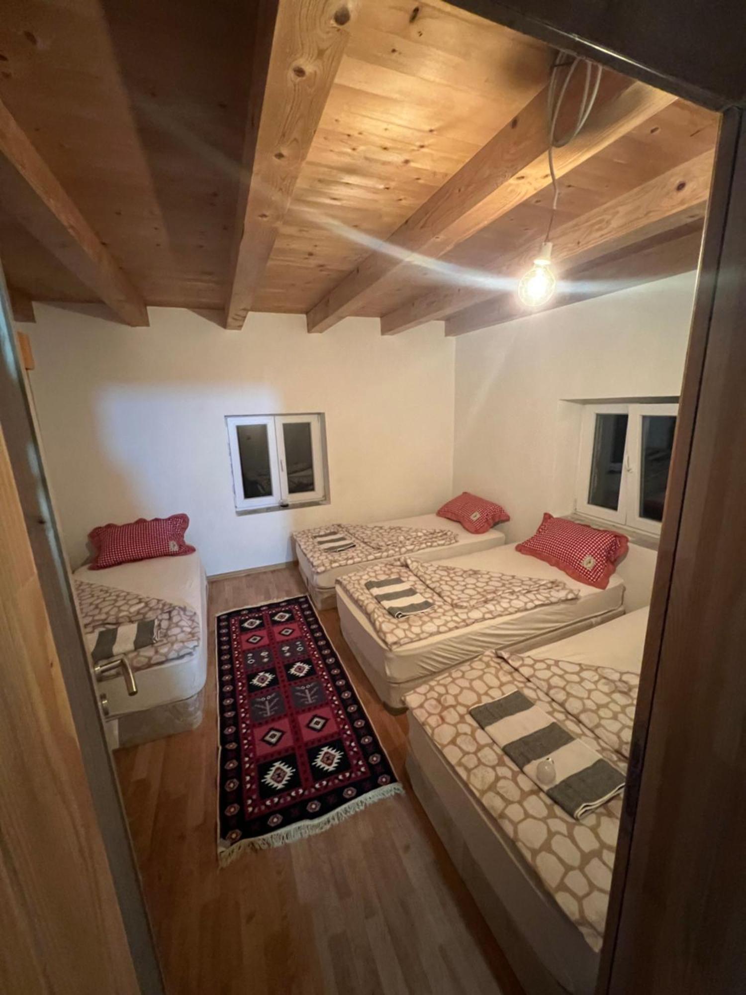 Kod Kapetana Tea Bed and Breakfast Gornji Lukomir Εξωτερικό φωτογραφία
